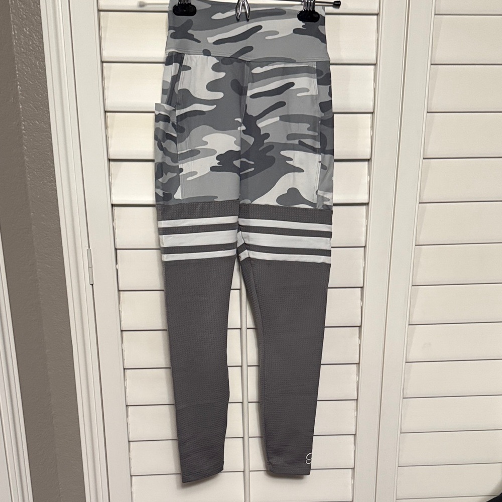 Bombshell Pocket Thigh High-Silver Camo
